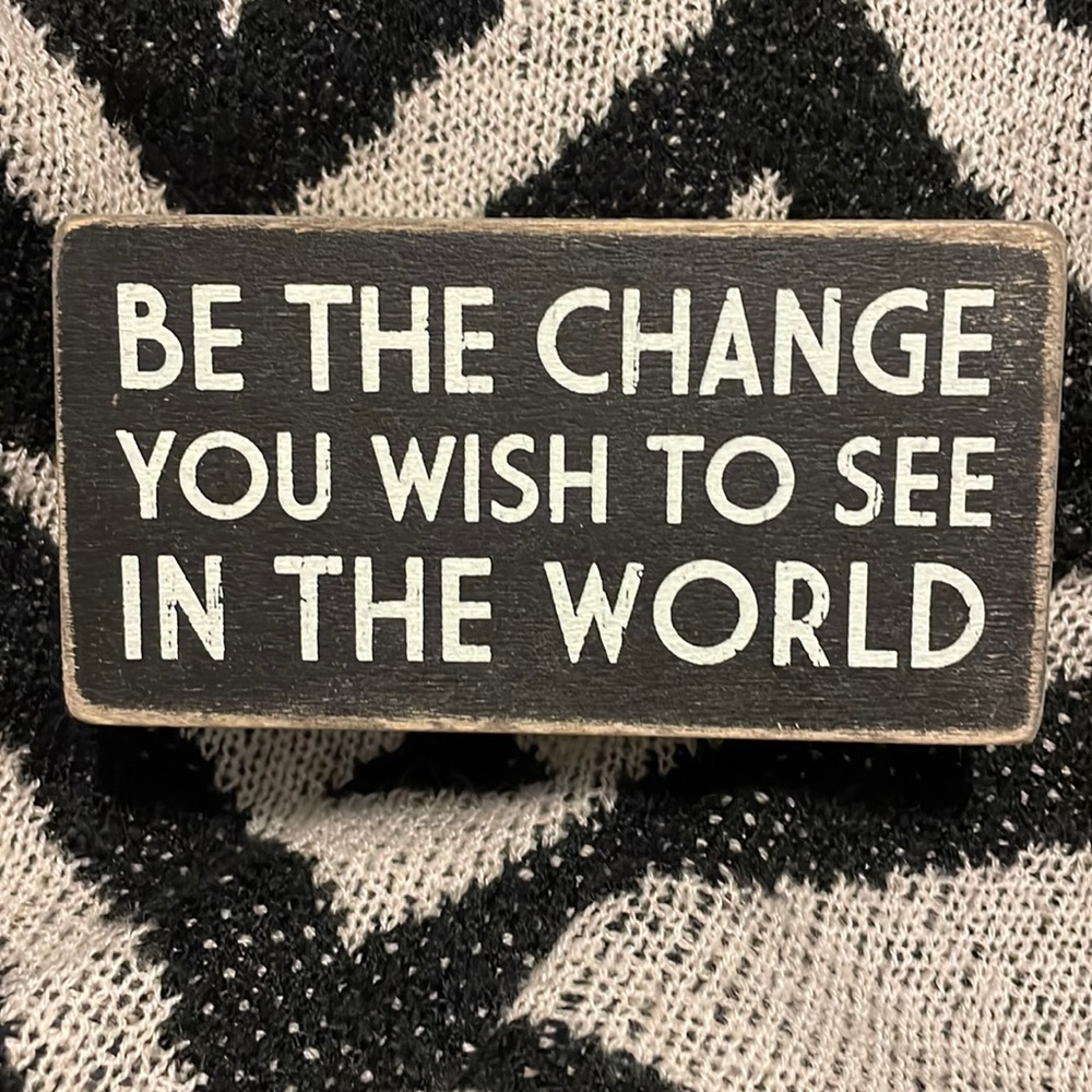 Inspirational saying box